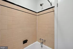 2803 Cortland Pl NW, Washington, DC 20008 - Photo 16