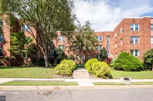 2803 Cortland Pl NW, Washington, DC 20008 - Photo 22