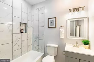 209 15th St NE, Washington, DC 20002 - Photo 12