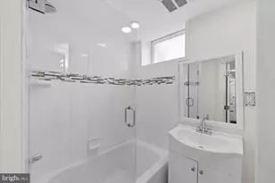 4414 Davenport St NW, Washington, DC 20016 - Photo 24