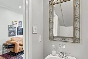 515 9th St SE, Washington, DC 20003 - Photo 8