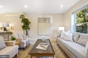 1383 Adams St NE, Washington, DC 20018 - Photo 4