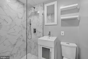 1225 E St SE, Washington, DC 20003 - Photo 22