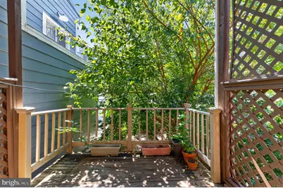 1225 E St SE, Washington, DC 20003 - Photo 18