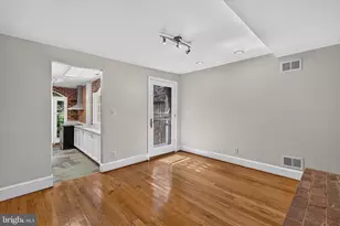 1225 E St SE, Washington, DC 20003 - Photo 4