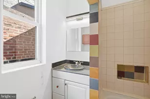 1128 Park Rd NW, Washington, DC 20010 - Photo 16