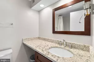 2501 Calvert St NW, Washington, DC 20008 - Photo 10