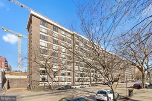 2501 Calvert St NW, Washington, DC 20008 - Photo 16