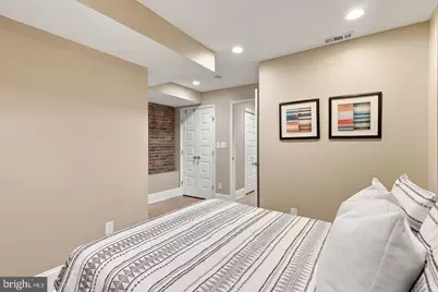 925 South Carolina Avenue SE, Washington, DC 20003 - Photo 38