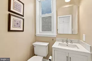 925 South Carolina Ave SE, Washington, DC 20003 - Photo 10