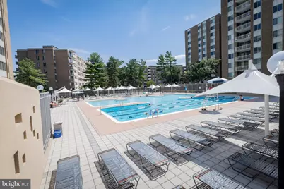 3001 Veazey Terrace NW #1013, Washington, DC 20008 - Photo 2