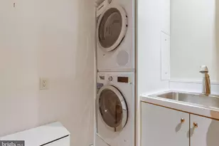 3230 Volta Pl NW, Washington, DC 20007 - Photo 24