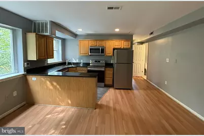 1310 Congress Street SE #302, Washington, DC 20032 - Photo 2