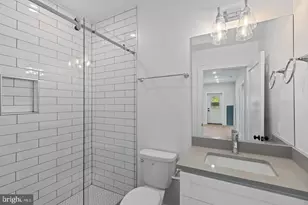 2236 40th St NW, Washington, DC 20007 - Photo 20