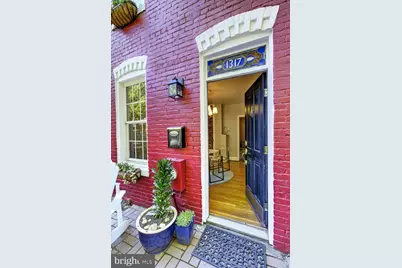 1317 Potomac Avenue SE, Washington, DC 20003 - Photo 6