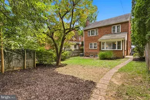 4839 Yuma St NW, Washington, DC 20016 - Photo 2
