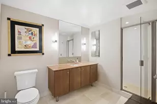1025 1st St SE, Washington, DC 20003 - Photo 20