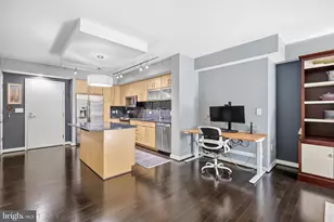 1025 1st St SE, Washington, DC 20003 - Photo 10