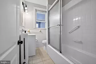 909 Decatur St NW, Washington, DC 20011 - Photo 20