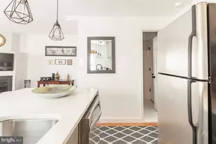 2119 N St NW, Washington, DC 20037 - Photo 4