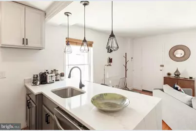 2119 N Street NW #4, Washington, DC 20037 - Photo 2