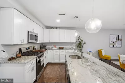 1258 Holbrook Terrace NE #5, Washington, DC 20002 - Photo 10
