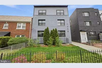 1258 Holbrook Terrace NE #5, Washington, DC 20002 - Photo 2