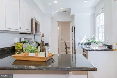 23 5th Street SE, Washington, DC 20003 - Photo 12