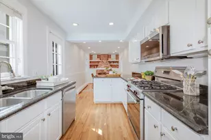 23 5th St SE, Washington, DC 20003 - Photo 8