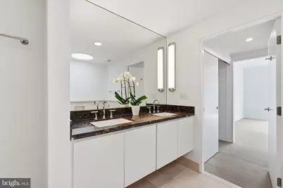 3336 Cadys Alley NW #201, Washington, DC 20007 - Photo 16