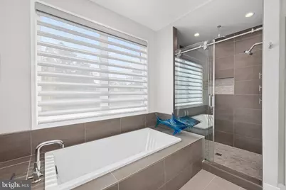 5624 Sherier Place NW, Washington, DC 20016 - Photo 30