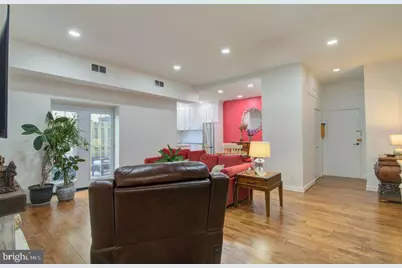 1669 Columbia Road NW #113, Washington, DC 20009 - Photo 6