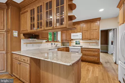4335 Cathedral Avenue NW, Washington, DC 20016 - Photo 24