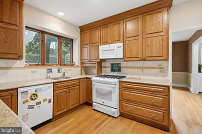 4335 Cathedral Avenue NW, Washington, DC 20016 - Photo 22