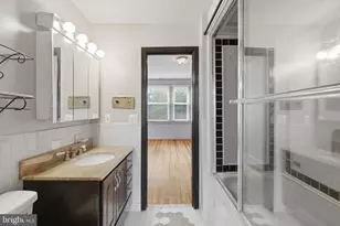 1203 Columbia Rd NW, Washington, DC 20009 - Photo 18