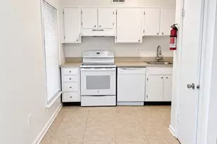 4436 MacArthur Blvd NW, Washington, DC 20007 - Photo 14
