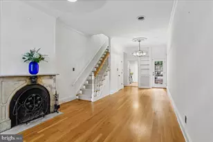 211 5th St SE, Washington, DC 20003 - Photo 2