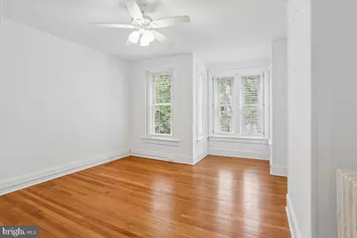 211 5th Street SE, Washington, DC 20003 - Photo 12