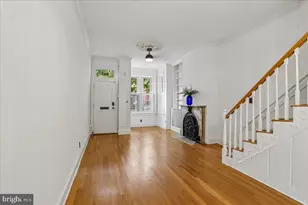 211 5th St SE, Washington, DC 20003 - Photo 4