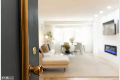 4201 Cathedral Avenue NW #306E, Washington, DC 20016 - Photo 2