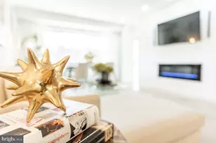 4201 Cathedral Ave NW, Washington, DC 20016 - Photo 18