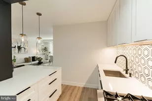 4201 Cathedral Ave NW, Washington, DC 20016 - Photo 16