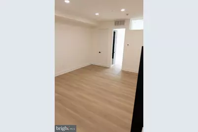 1440 NW Harvard Street NW #6, Washington, DC 20009 - Photo 6