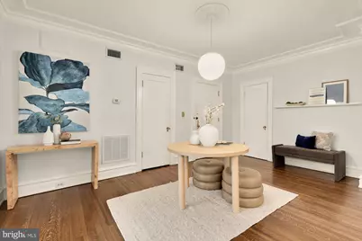 1870 Wyoming Avenue NW #104, Washington, DC 20009 - Photo 4