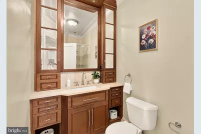 1870 Wyoming Avenue NW #104, Washington, DC 20009 - Photo 20