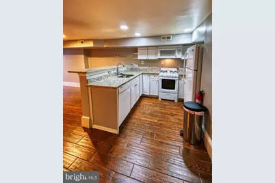 50 T Street NW #B, Washington, DC 20001 - Photo 10