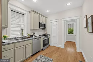 1424 Irving St NE, Washington, DC 20017 - Photo 10