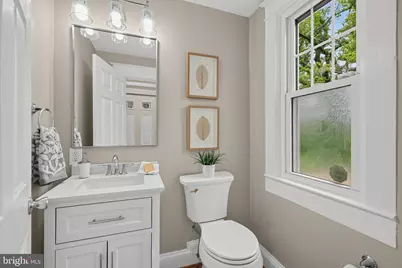 1424 Irving Street NE, Washington, DC 20017 - Photo 12