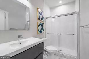 38 Randolph Pl NW, Washington, DC 20001 - Photo 10