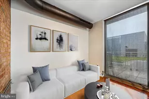 916 NW G Street NW, Washington, DC 20001 - Photo 32